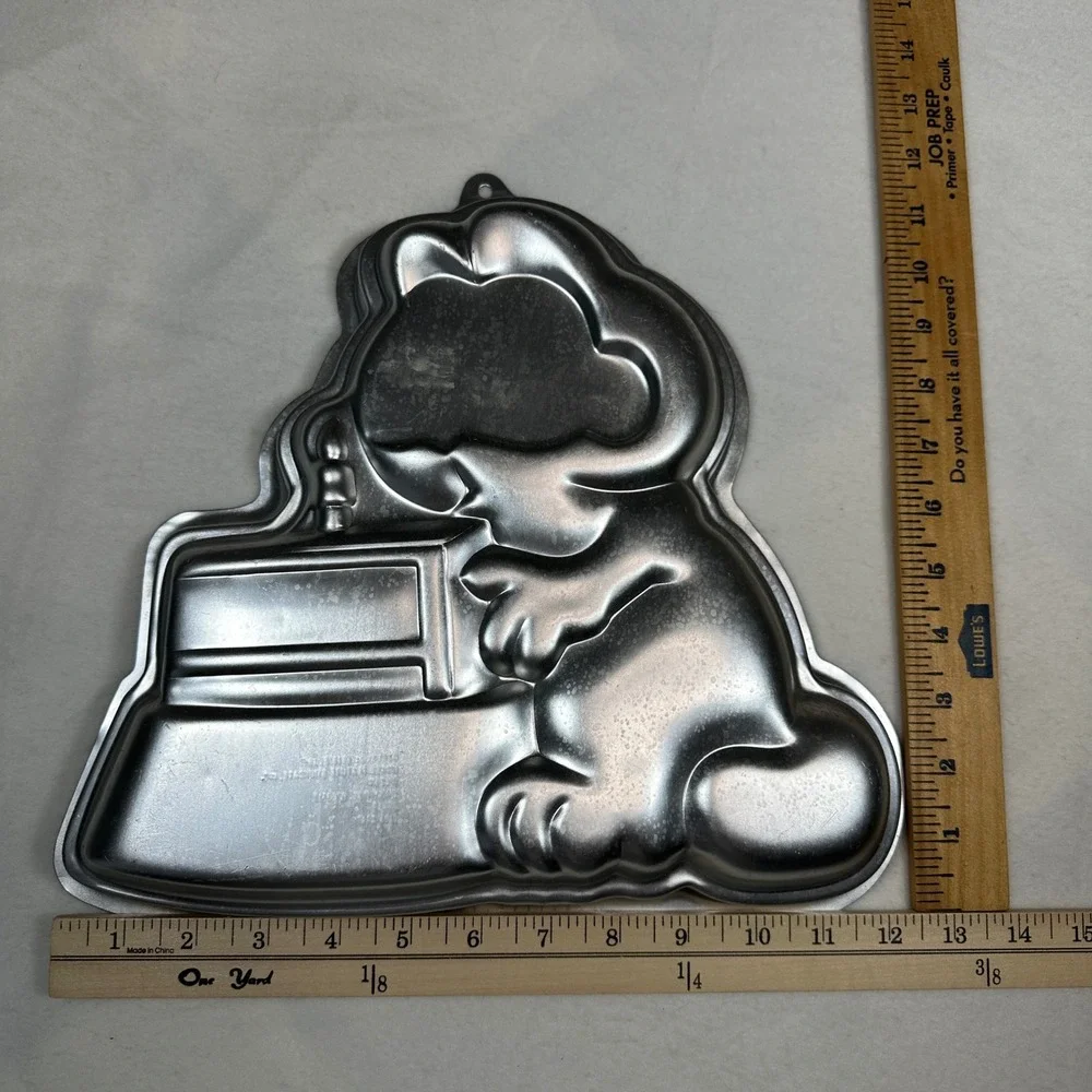 Vintage 1978 Wilton Garfield Birthday‎ Cake Tin Pan Aluminum Mold 1981 Silver